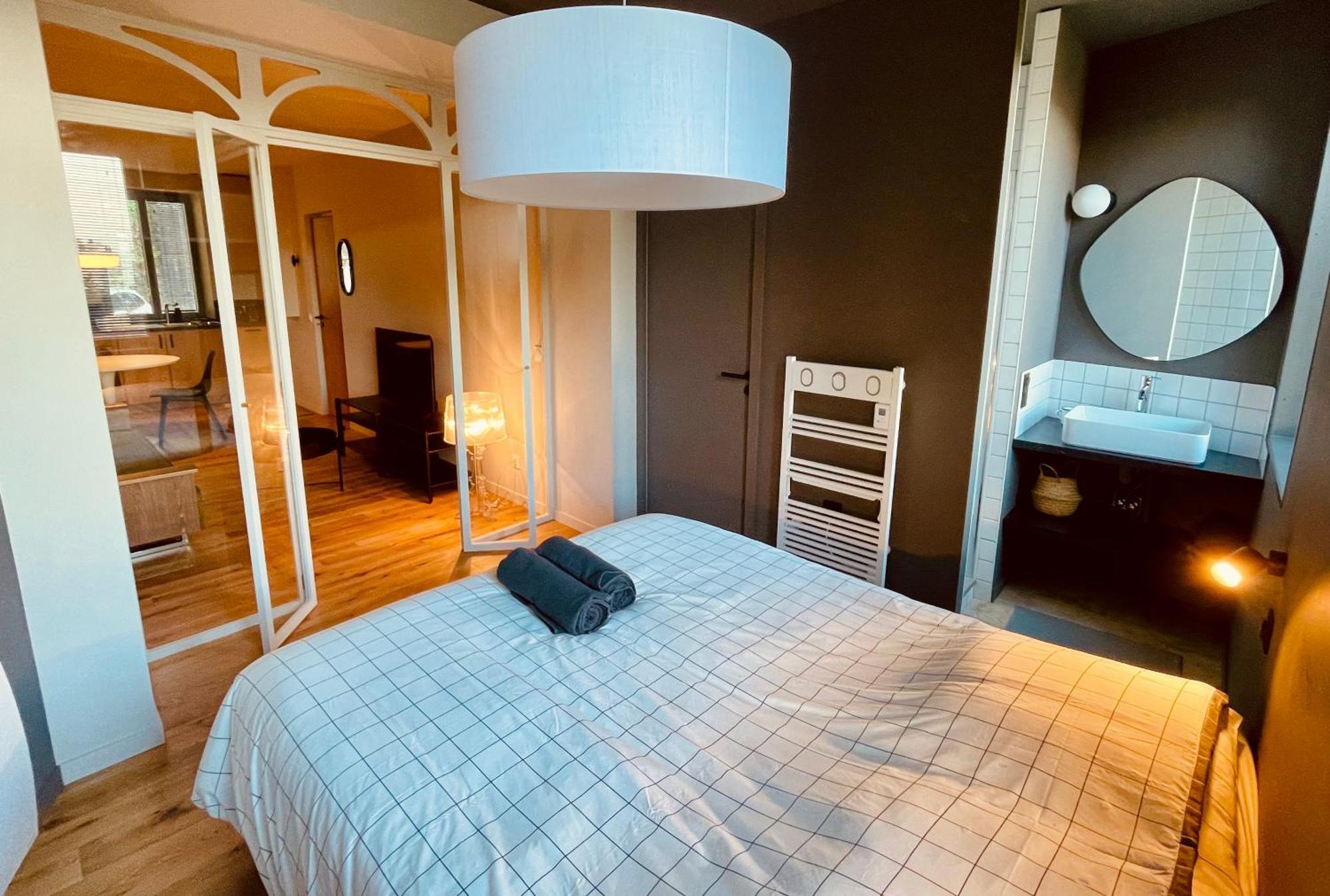 Les Suites D'Angouleme - Proche Gare Et Centre Ville - Haut De Gamme Экстерьер фото